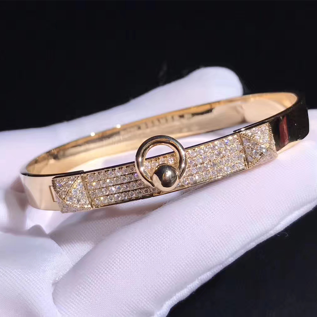 Hermes Collier de Chien Bracelet in 18k Rose Gold set with 0.91ct Diamond