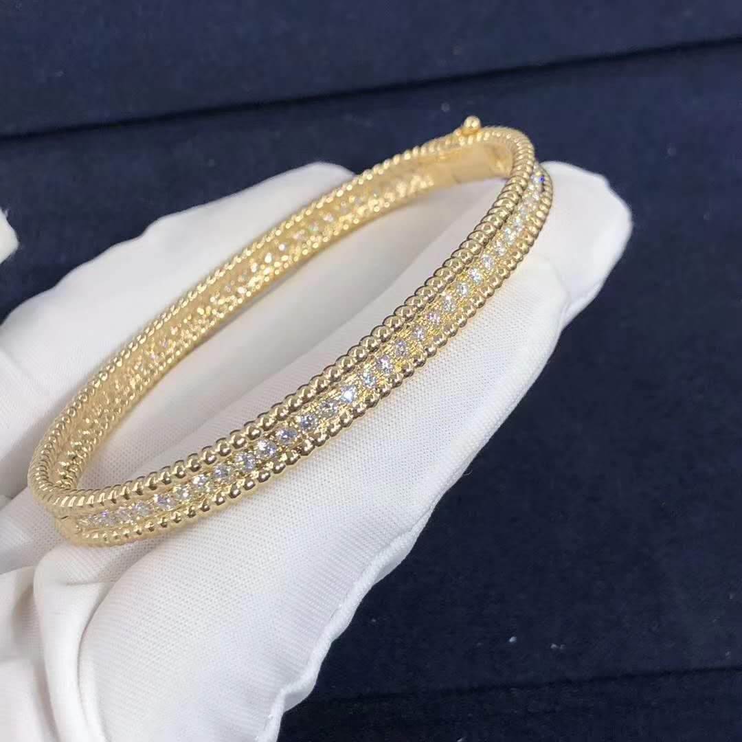 Van Cleef & Arpels 18K Yellow Gold 1 Row Perlée Diamonds Bracelet Large Model VCARP27C00