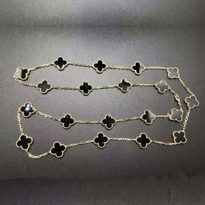 VCA Vintage Alhambra 18K Yellow Gold and Onyx 20 Motifs Long Necklace VCARA43100
