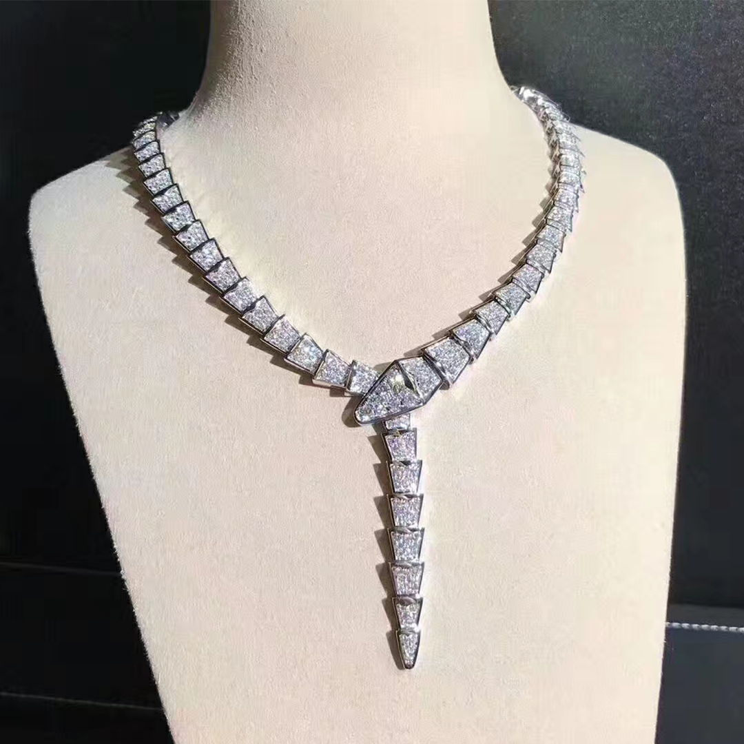 Bvlgari Serpenti Viper 18k White Gold With Full Pavé Diamonds Necklace 348165