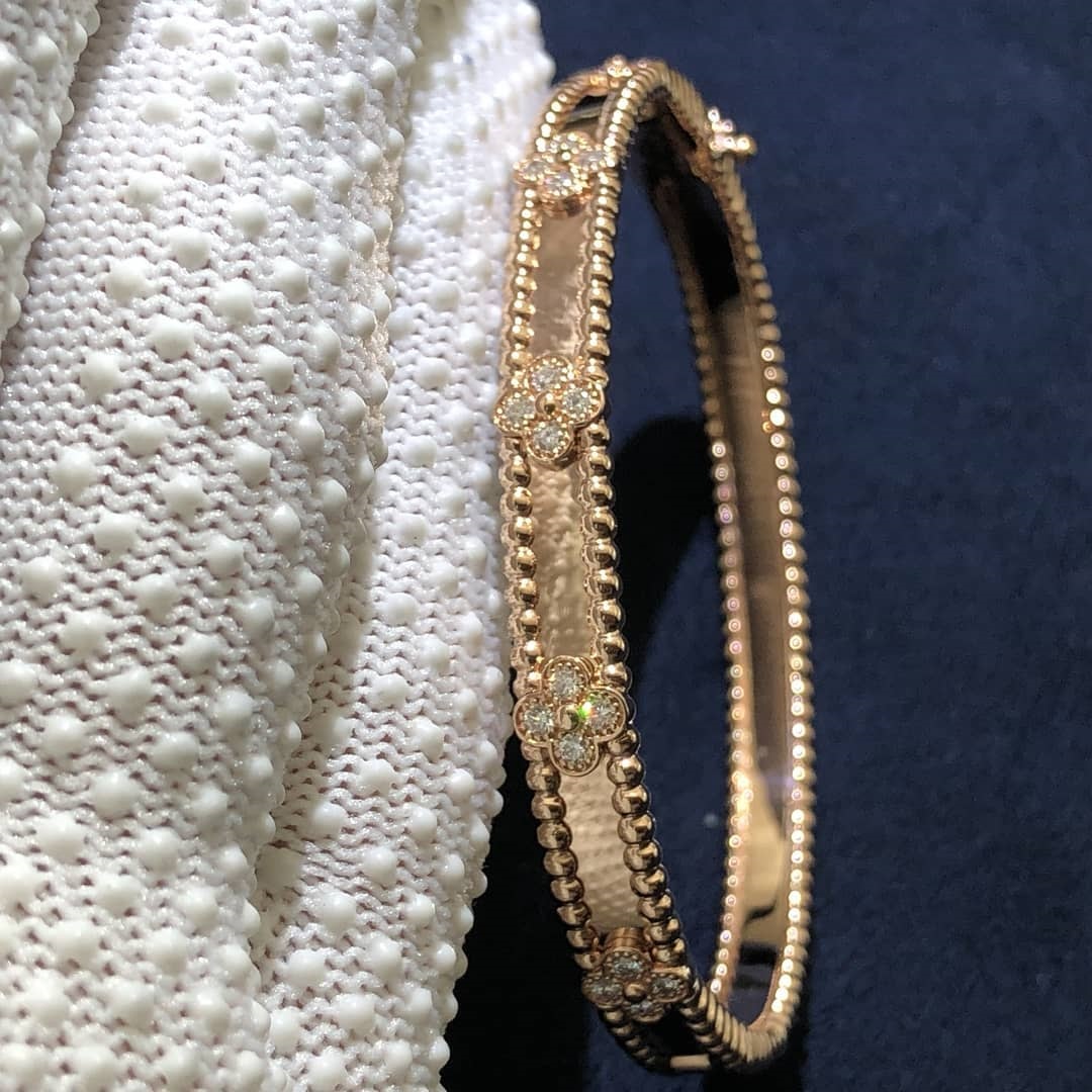 Van Cleef & Arpels 18k Rose Gold Perlée Sweet Clovers Diamonds Bracelet Small Model VCARP6X100